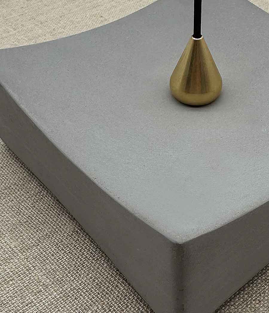 Concrete incense burner | zoom in detail