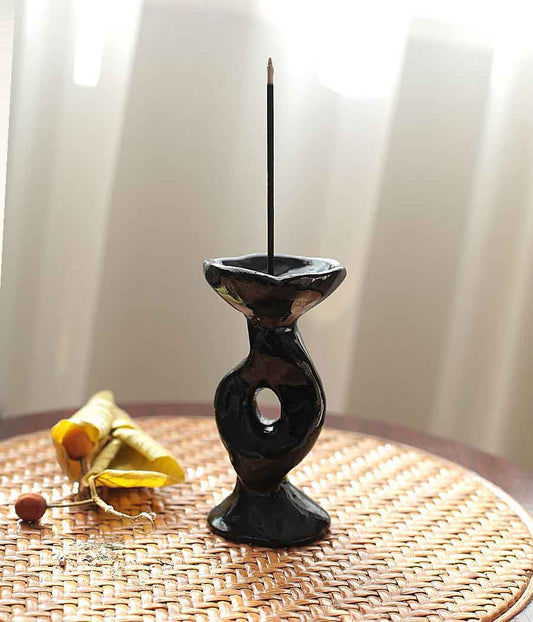 Handcrafted Nordic style ceramic incense burner in black