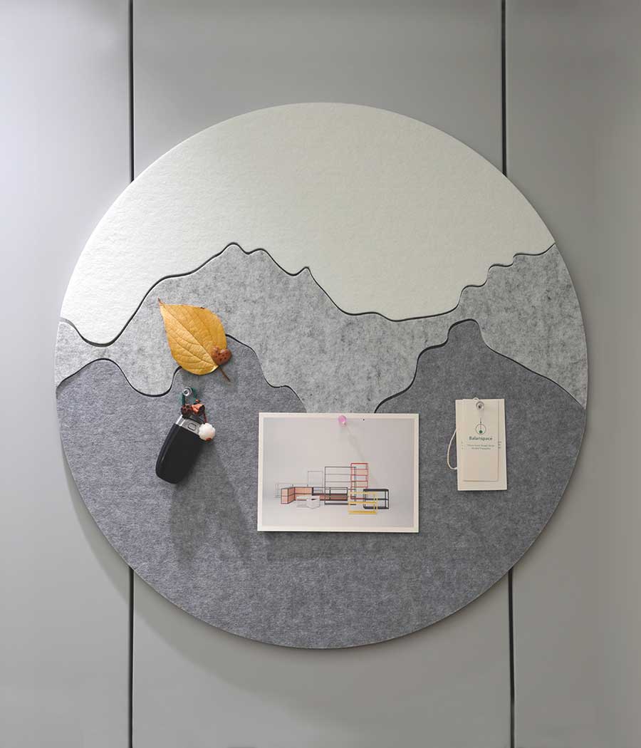 Round felt wall bulletin board with landscape pattern